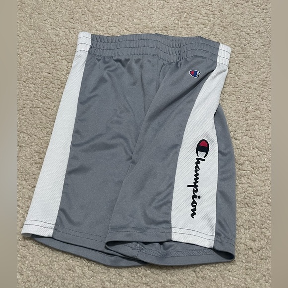 Boys Athletic Shorts Under Armor & Champion - Picture 3 of 8